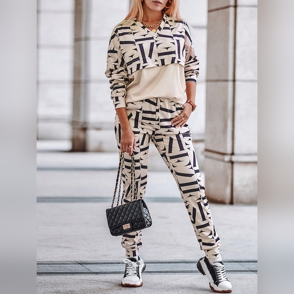 Pants - Graphic Drop Shoulder Sweatshirt & Sweatpants